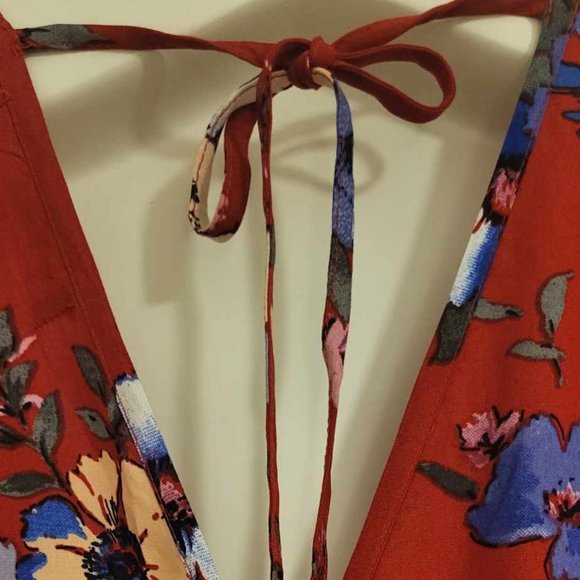 Floral Red and Gorgeous Maxi Dress - Picture 4 of 4